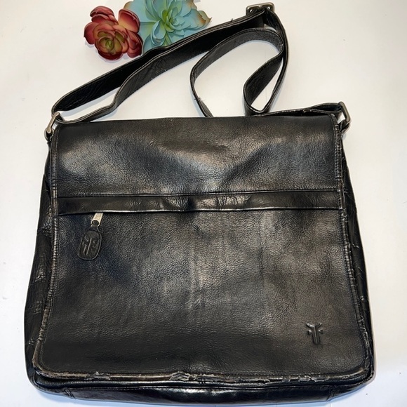 Frye Black Leather Messenger Crossbody Bag Vintage - Picture 1 of 12